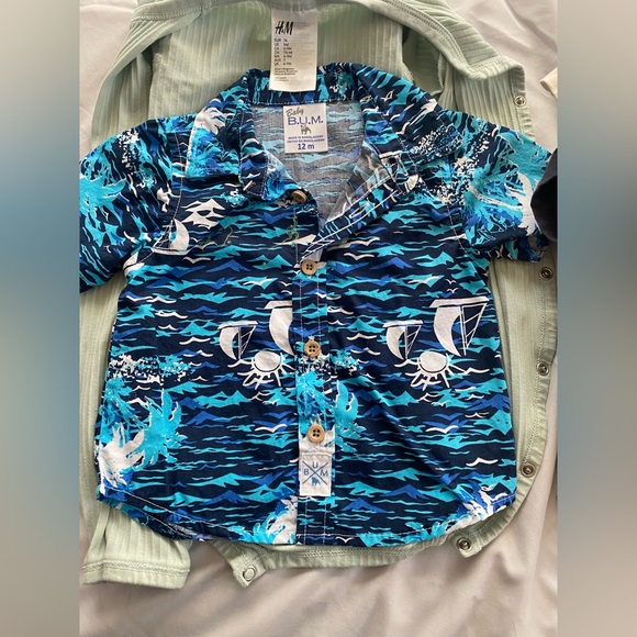 Lot of (6) Baby Boy 12m shirts/romper - Picture 5 of 6